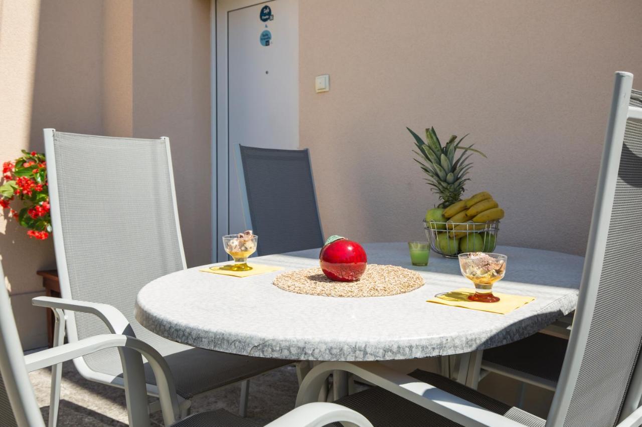 Apartmani Xenia & Desiderio Buzet Extérieur photo