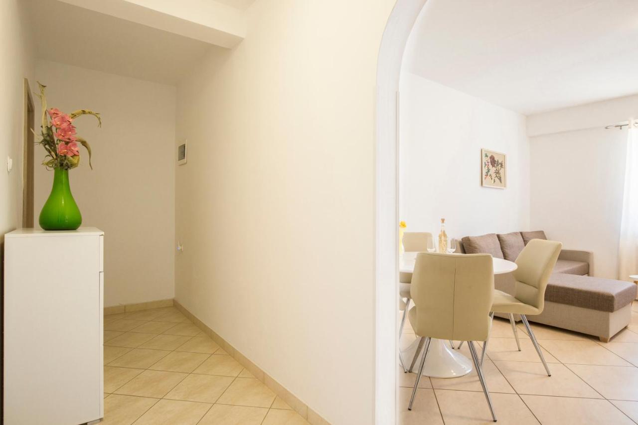 Apartmani Xenia & Desiderio Buzet Extérieur photo